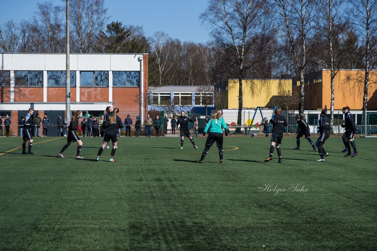 Bild 108 - B-Juniorinnen Halbfinale SVHU - Holstein Kiel : Ergebnis: 3:0